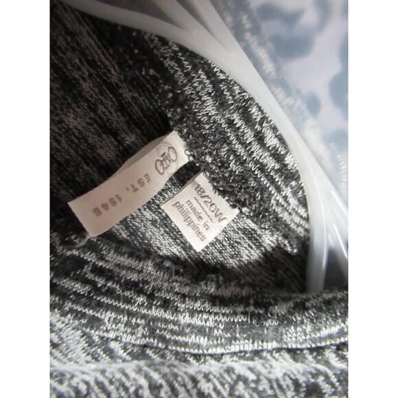 Cato Women’s Tank Top - Picture 3 of 3